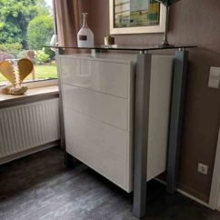 Geschirrschrank mit Schubkästen MDF Hochglanz lackiert | © Tischlerei Berghahn